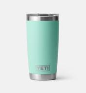 YETI RAMBLER 20 OZ TUMBLER: SEAFOAM